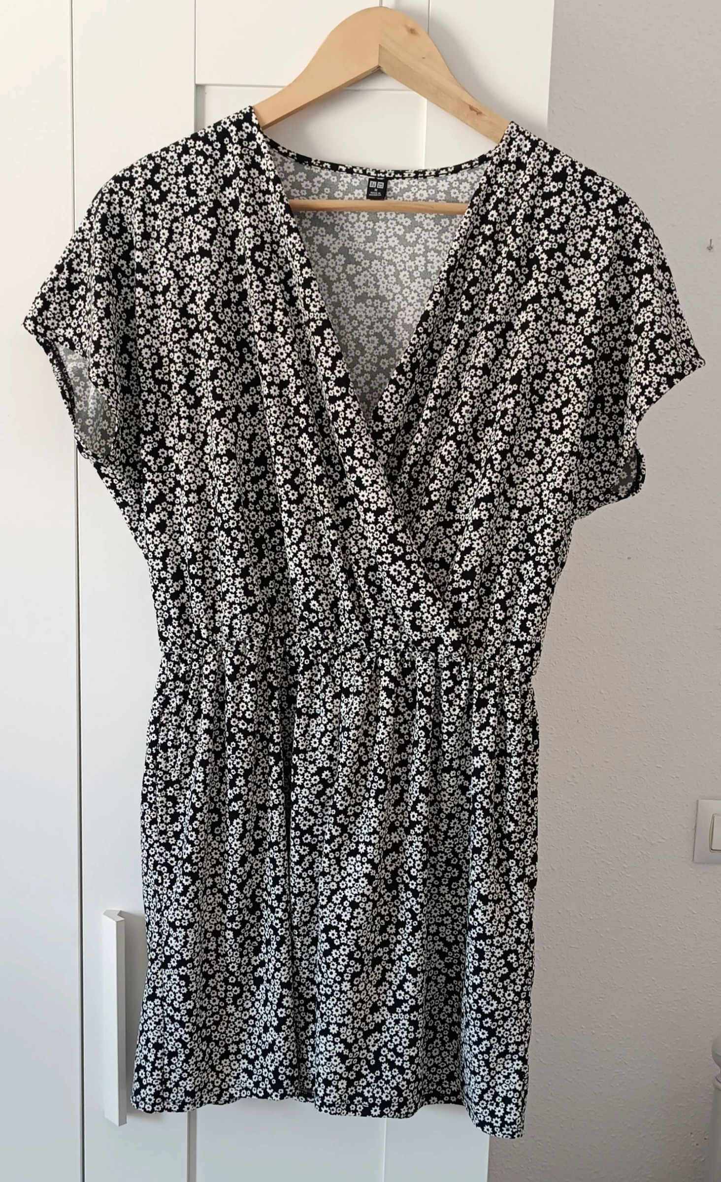 Mono corto estampado flores Uniqlo-Talla M